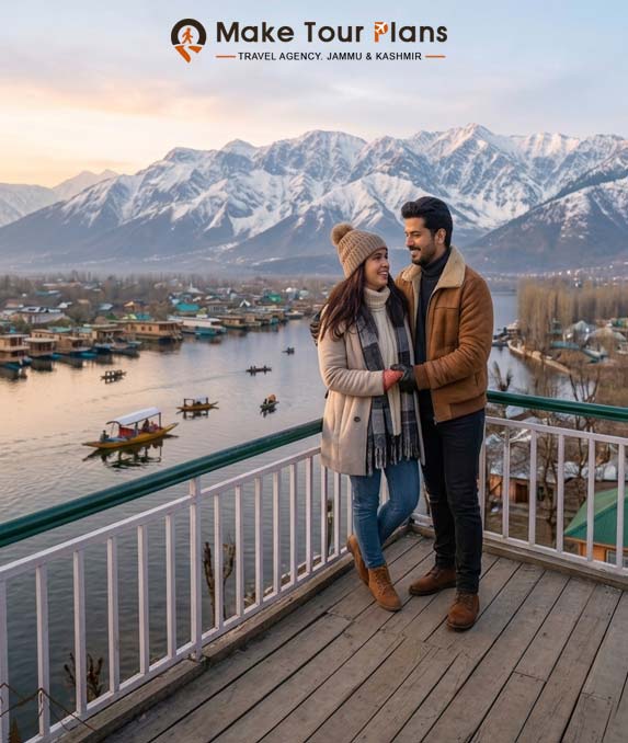 Shikara boat ride on Dal Lake Srinagar, organized by Make Tour Plans