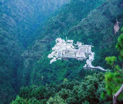 Mata Vaishno Devi temple at Katra, Vaishno Devi Yatra travel blog